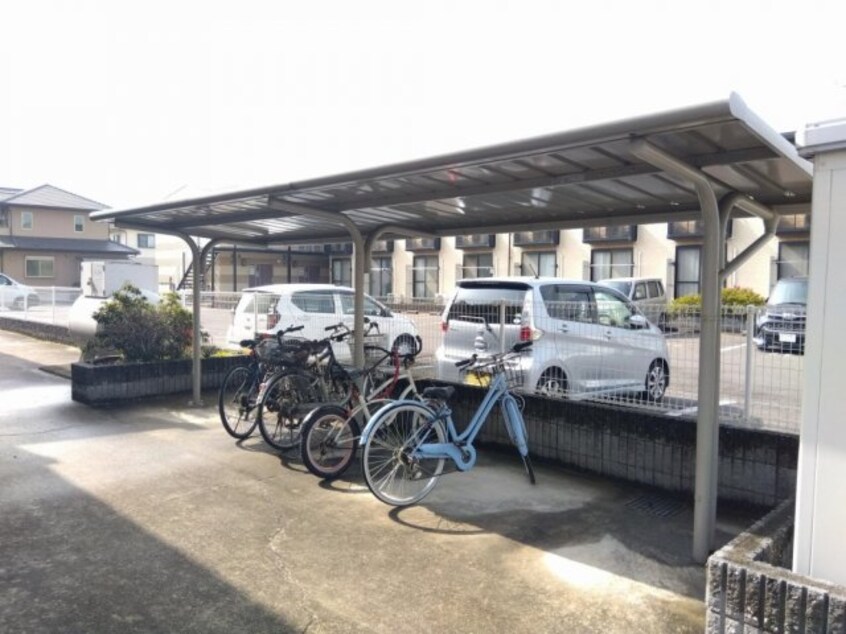  レオパレス東大浜２