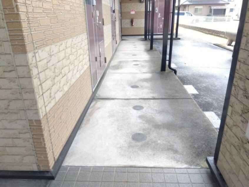  レオパレス東大浜２