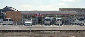 セブンイレブン 高松香川町大野北店(コンビニ)まで820m クレディ・タケウチ　Ａ