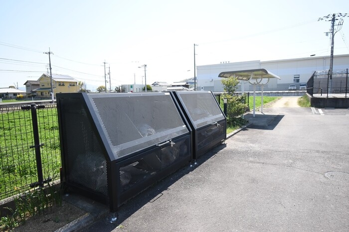  セジュール六条A・B棟