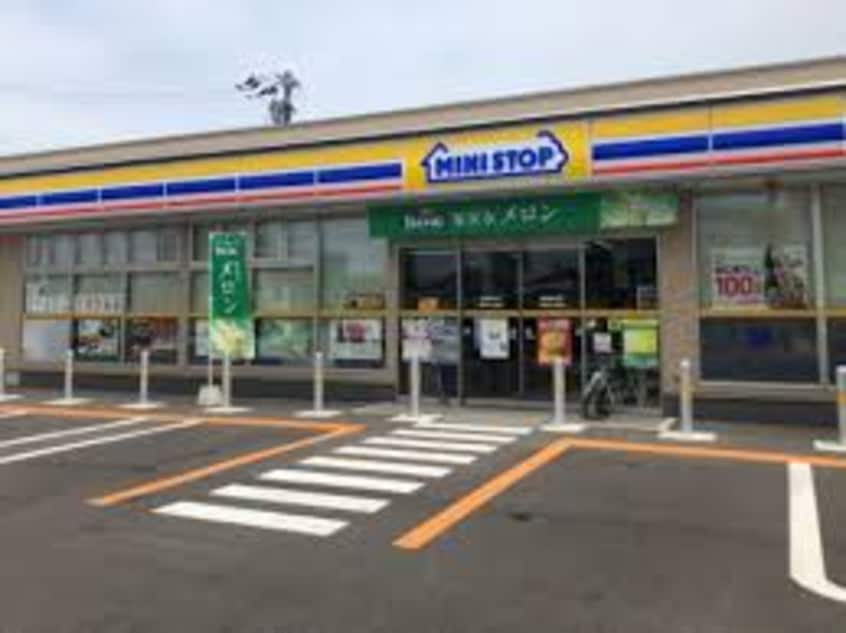 ミニストップ 高松木太町店(コンビニ)まで522m グリーンコートC棟