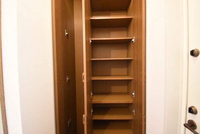  ロイヤルコート　セラ