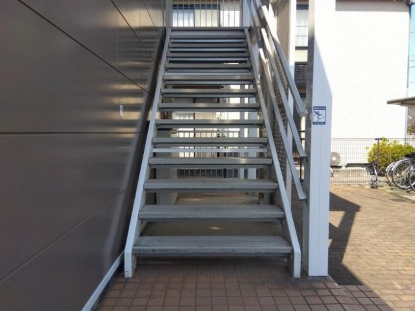  レオパレスソレーユ