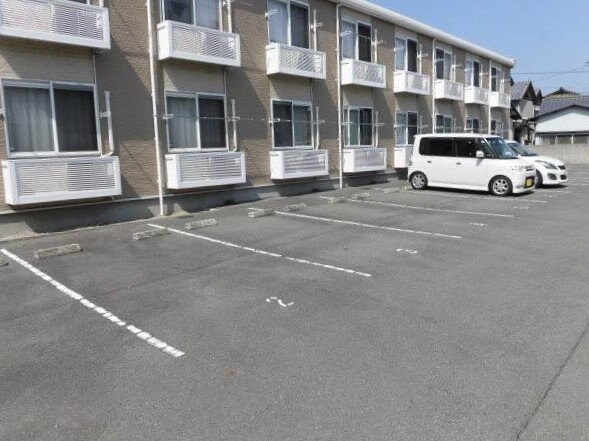  レオパレスアイアイ