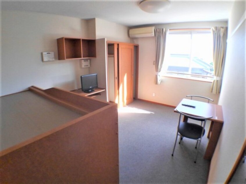  レオパレスアイアイ