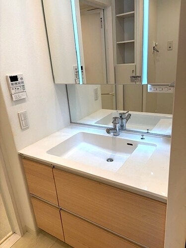 洗面化粧台 アルファパークナード高松ザ・タワー