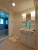  リバーサイド川島Ａ