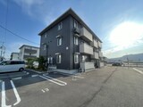 ユニヴェール　E棟