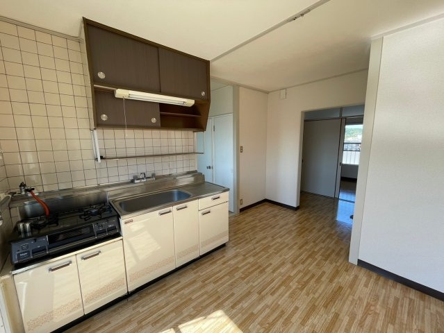  ラ・トゥール高松町　F1