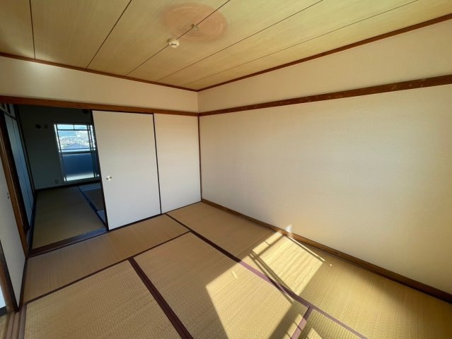  ラ・トゥール高松町　F1