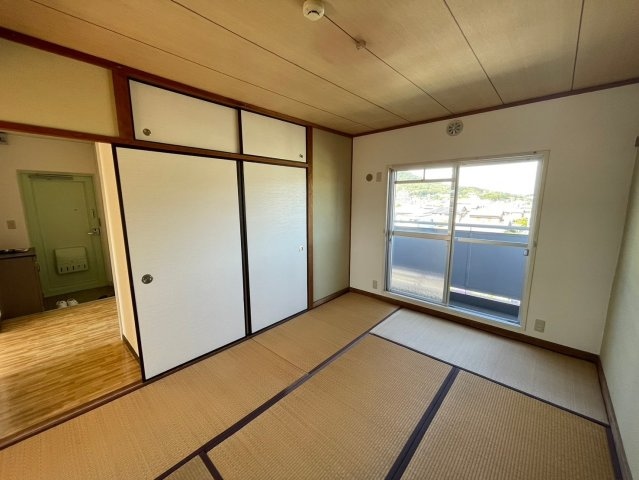  ラ・トゥール高松町　F1