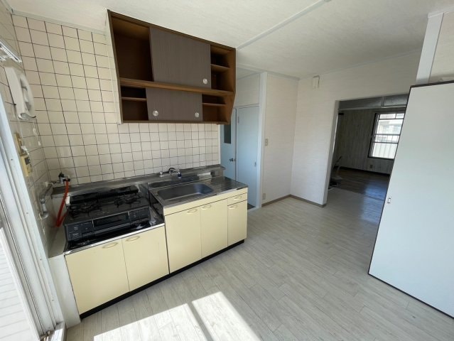  ラ・トゥール高松町　F1