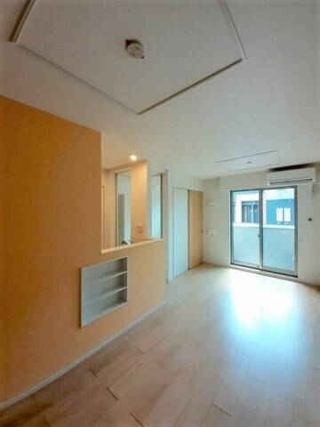  フェリーチェ六条Ａ