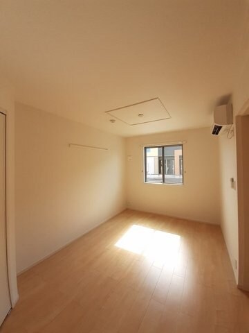  フェリーチェ六条Ａ