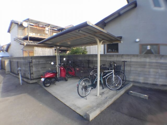  レオパレスアイアイ