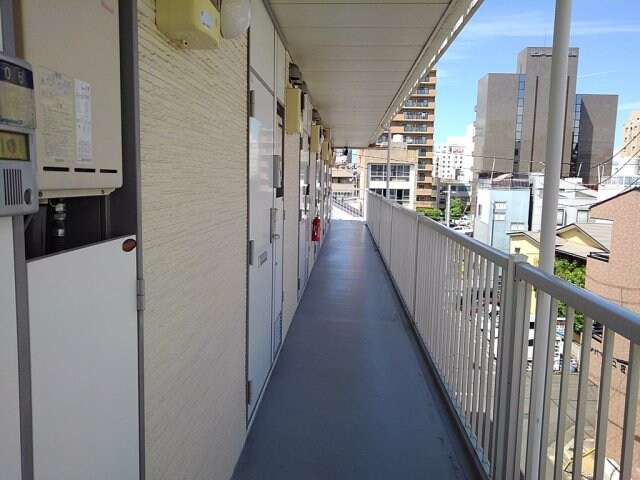  レオパレス瓦町