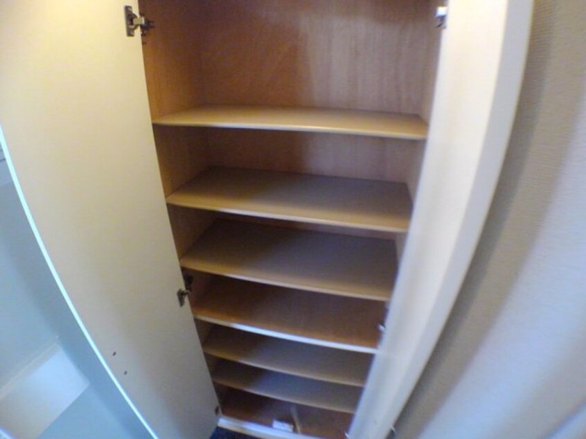  レオパレス瓦町