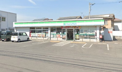 ファミリーマート 高松町店(コンビニ)まで777m リバティ　ゾーン　ナカヤマＡ