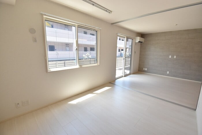  ルミエール　D棟