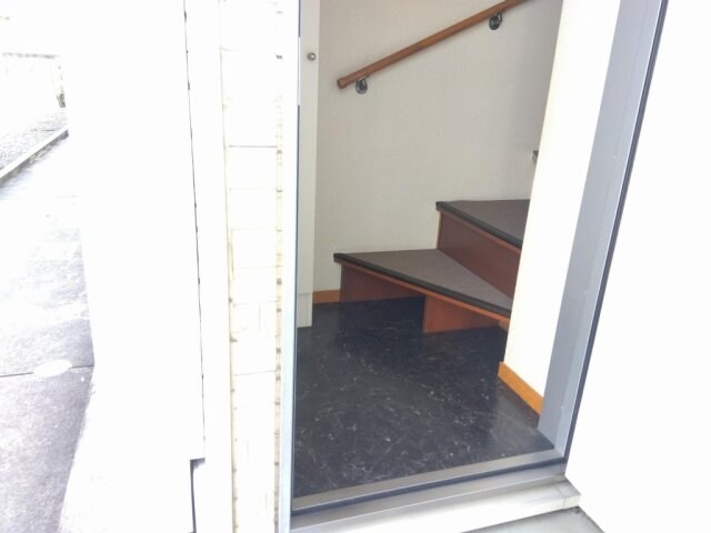  レオパレスクリスマスローズ