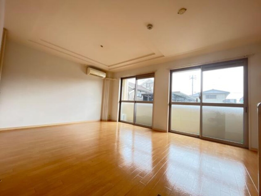 リビング ヴィーナス