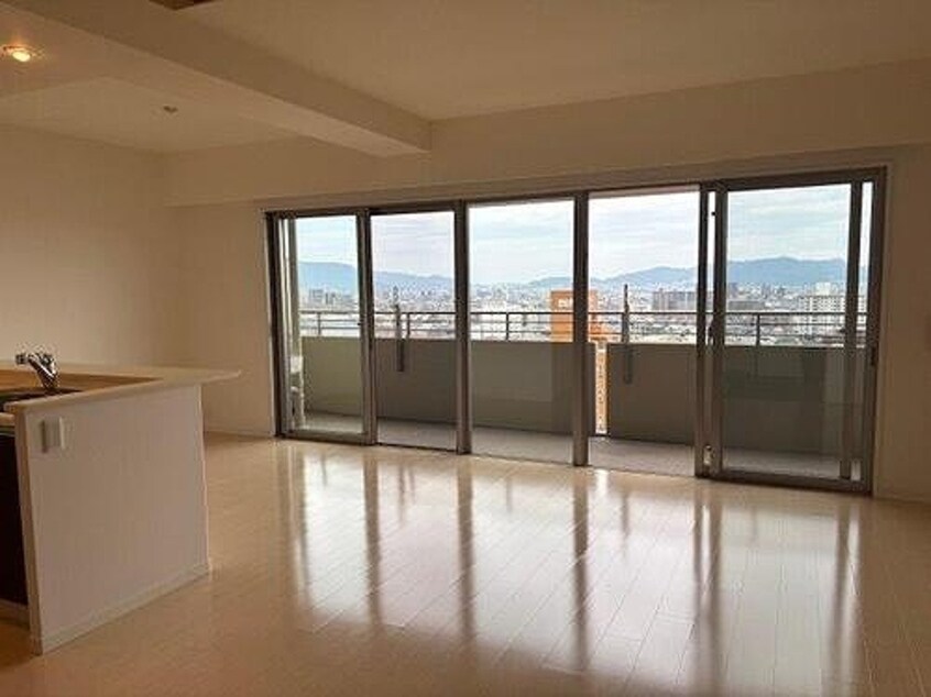 リビング（原状回復工事後2025/10） サーパスシティ栗林公園イーストテラス