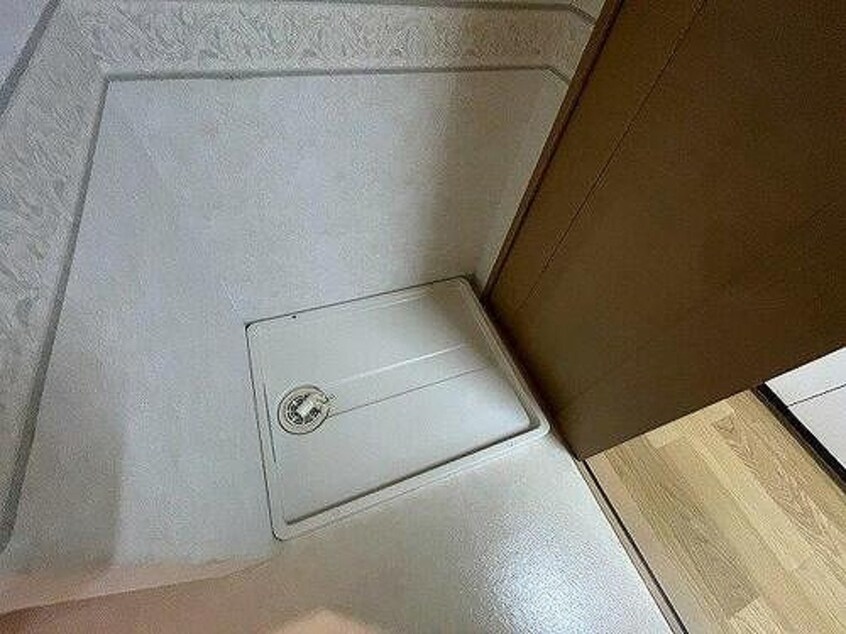 室内洗濯機置き場（原状回復工事後2025/9） サーパス浜ノ町ツインタワー