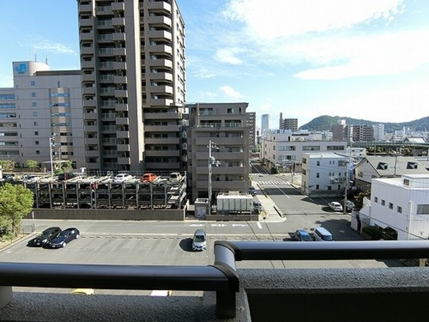 バルコニーからの眺望（2023/4前回募集時撮影） サーパス浜ノ町ツインタワー