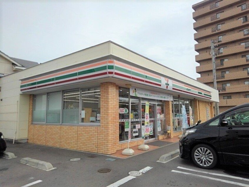 セブンイレブン宇多津町平山店まで140m ルーベル宇多津Ⅲ　Ａ