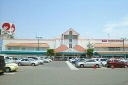 マルナカ栗林南店様まで2100m