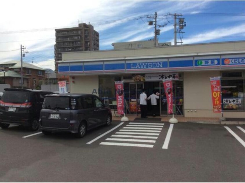 ローソン札幌北13条東店(コンビニ)まで258m レスツオン北13