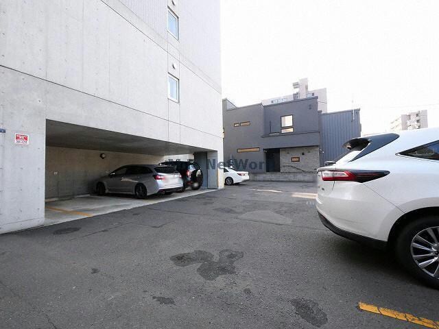  エスポワール２０４（9階建）