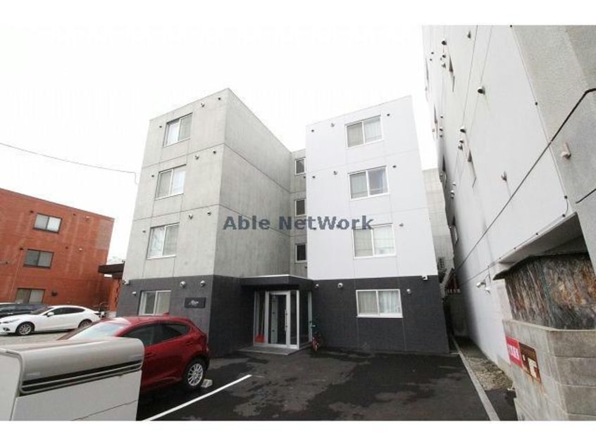  アルーア北大前