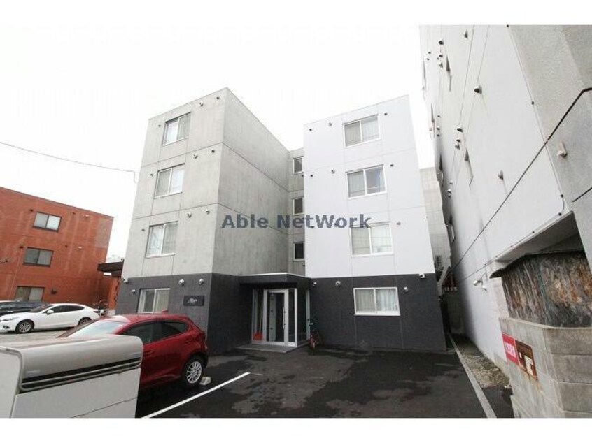  アルーア北大前