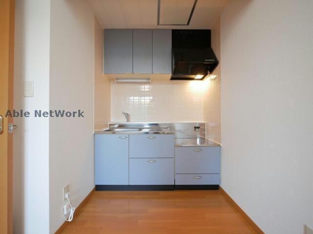  シャルル・ド・アベニュー