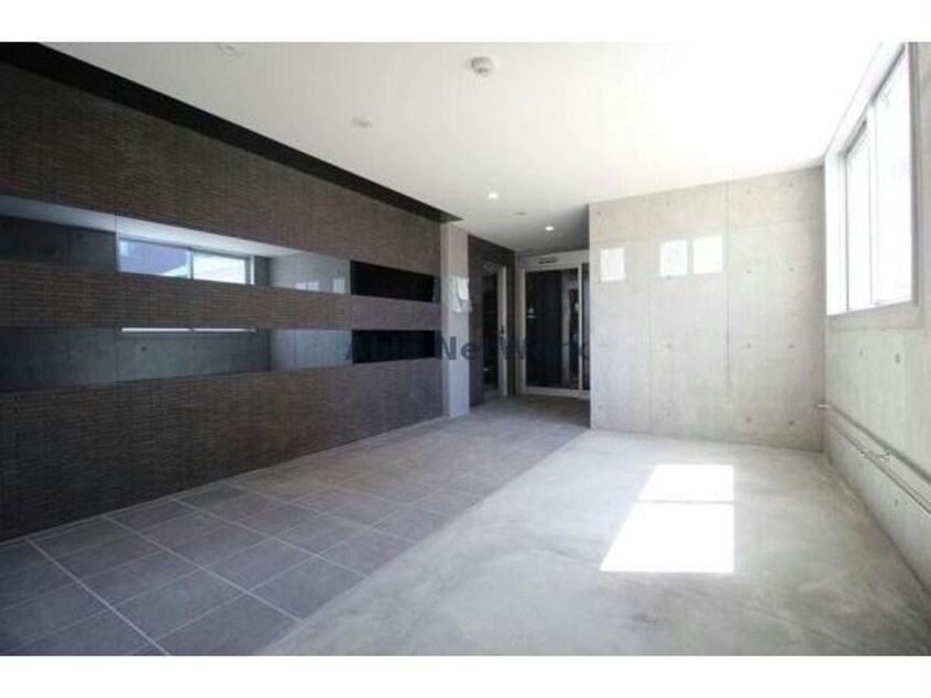  LARGE　ラルジュ