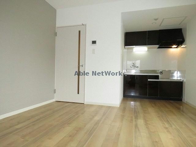  LARGE　ラルジュ