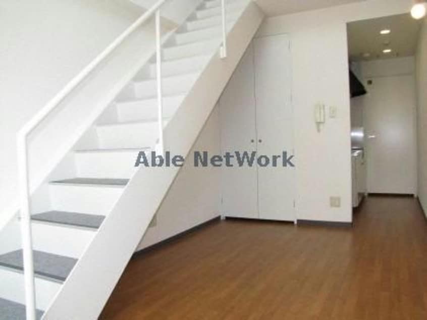  エスポワール２０４（3階建）