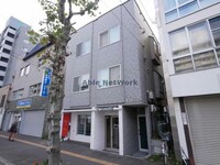 アイエスＮ１２