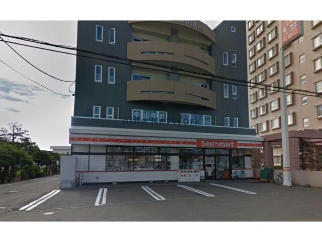 セイコーマート北12条東店(コンビニ)まで136m Aster　N13　アスターN13