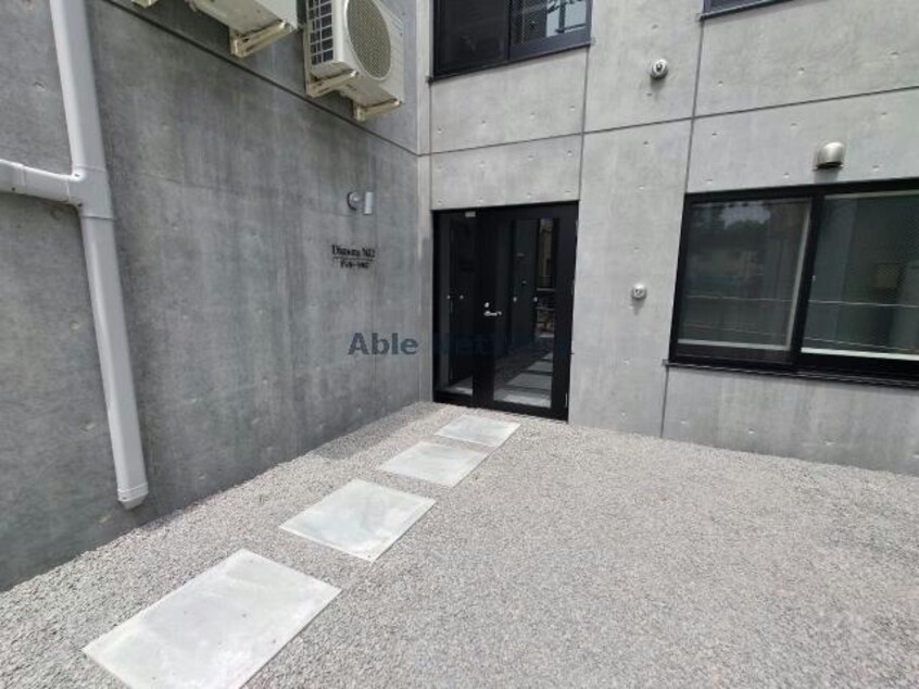 南入口 ディモーラN12