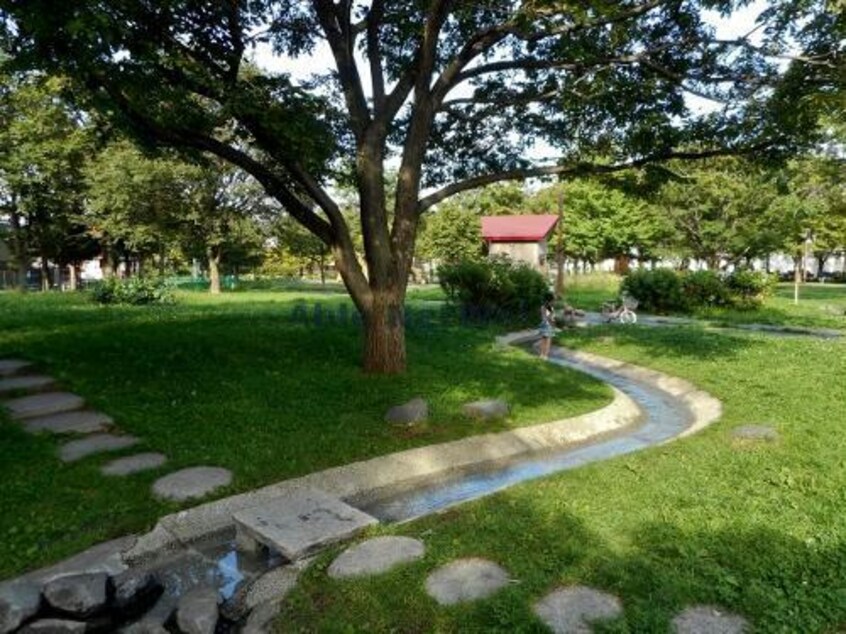 エルムの森公園(公園)まで679m Encore北27条　アンコール北27条