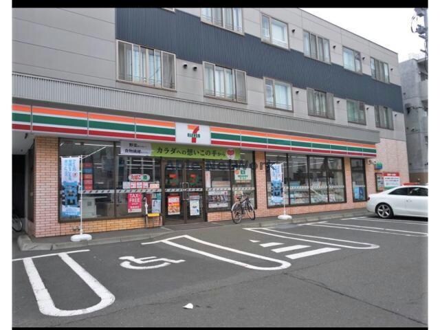 セブンイレブン札幌北22条店(コンビニ)まで163m BIBOタワー札幌