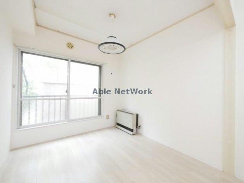  ロイヤルステージN16