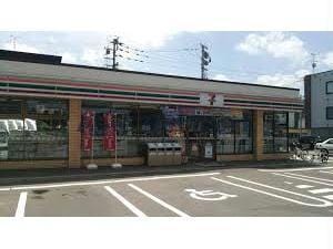 セブンイレブン札幌北インター店(コンビニ)まで231m ELLE南麻生　エル南麻生