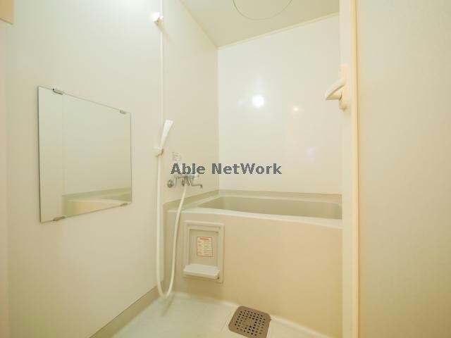  クレステージ北32