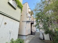 アルファ・ヴィラ
