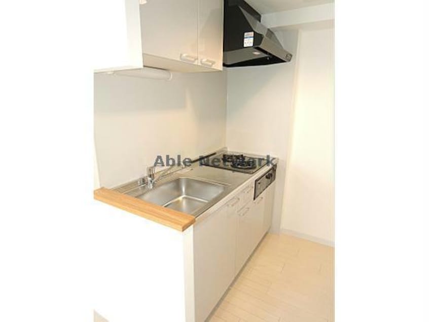  イリオスエフタ