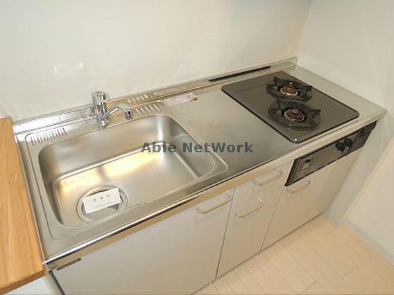  イリオスエフタ