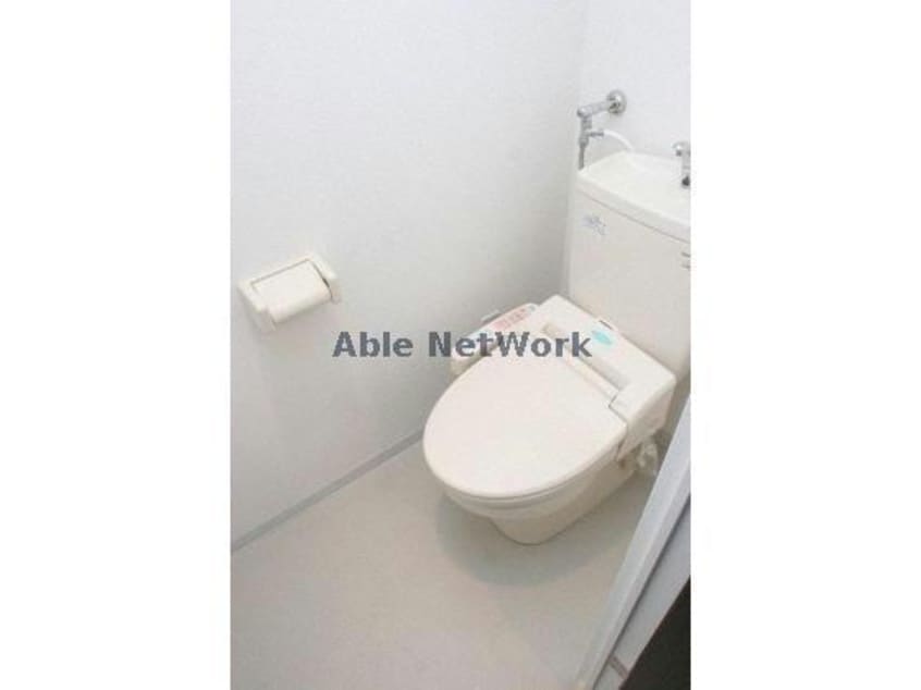  イリオスエフタ